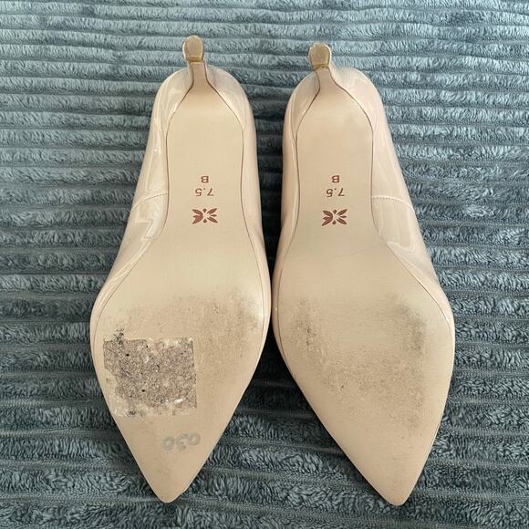 BCBGeneration Heidi Pumps Womens 7.5B Classic Pointed-Toe Heels Tan Pumps - Picture 7 of 7